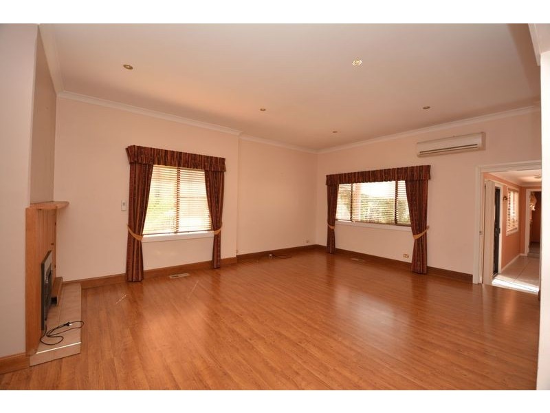 87 Calero Street, Lithgow NSW 2790