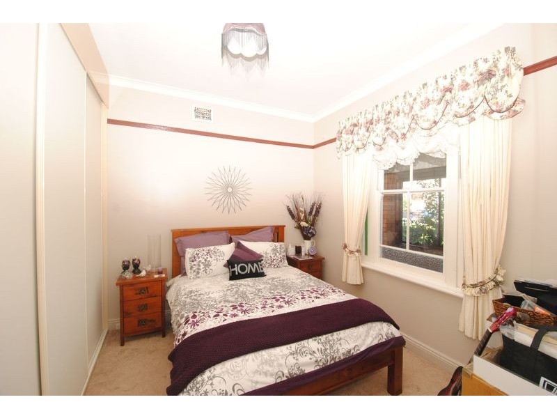 87 Calero Street, Lithgow NSW 2790