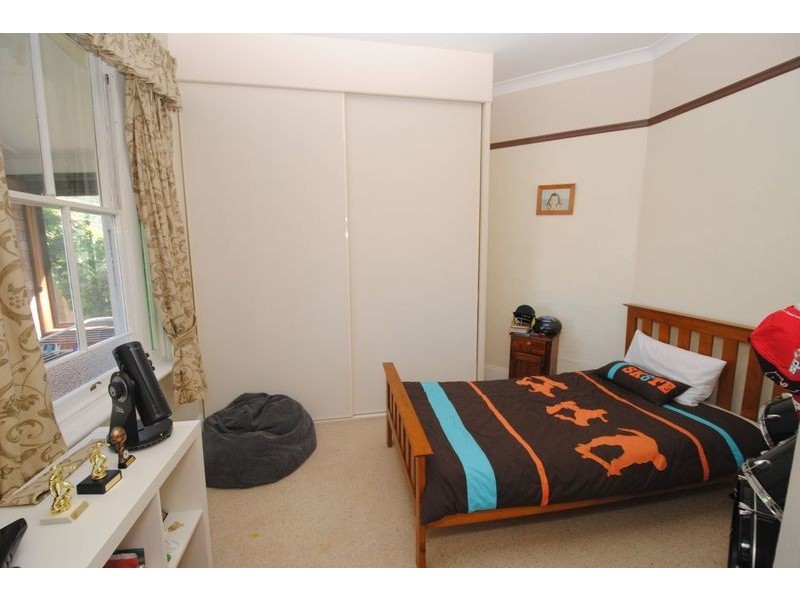87 Calero Street, Lithgow NSW 2790