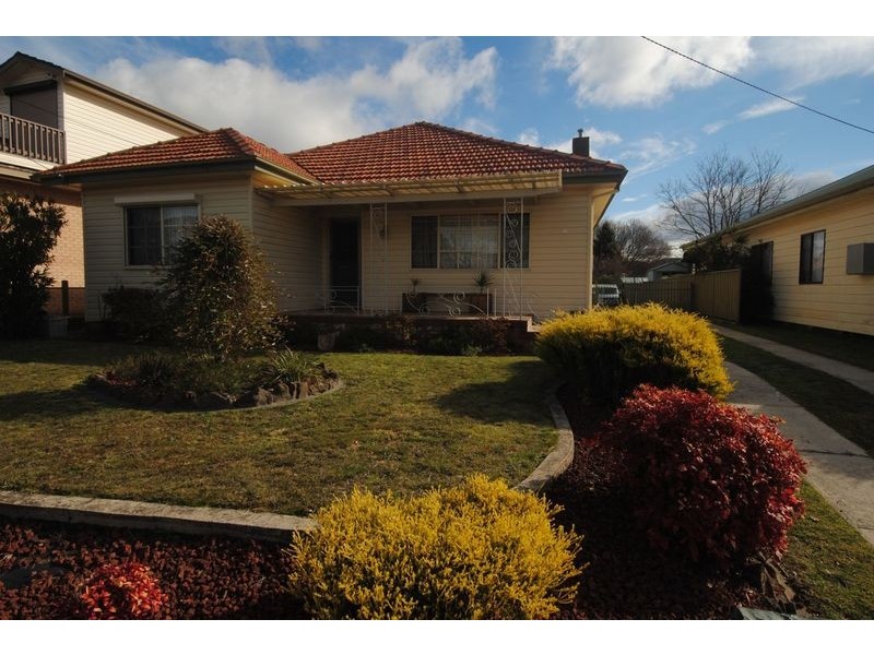 22 Rifle Parade, Lithgow NSW 2790