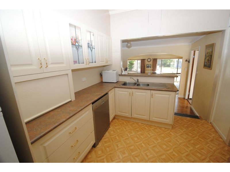 22 Rifle Parade, Lithgow NSW 2790