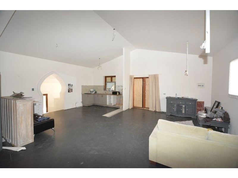 1 Hughes Lane, Marrangaroo NSW 2790
