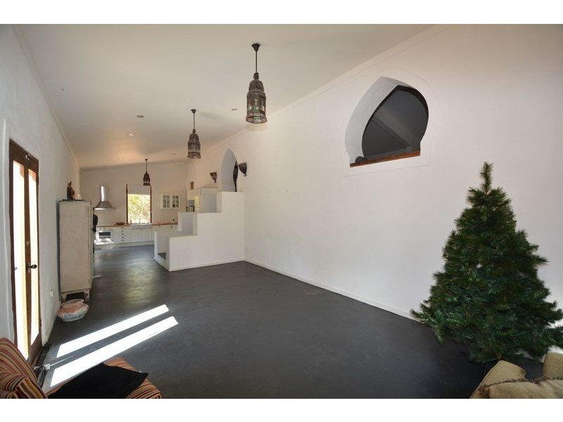 1 Hughes Lane, Marrangaroo NSW 2790