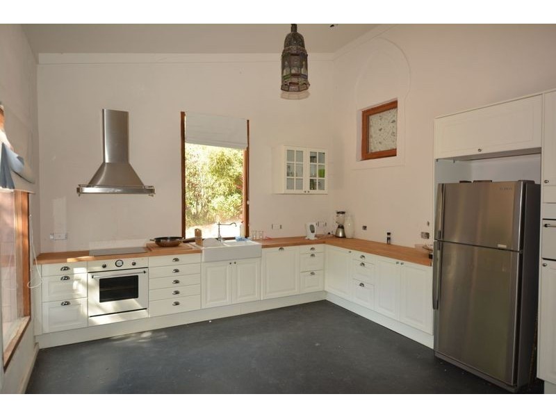 1 Hughes Lane, Marrangaroo NSW 2790