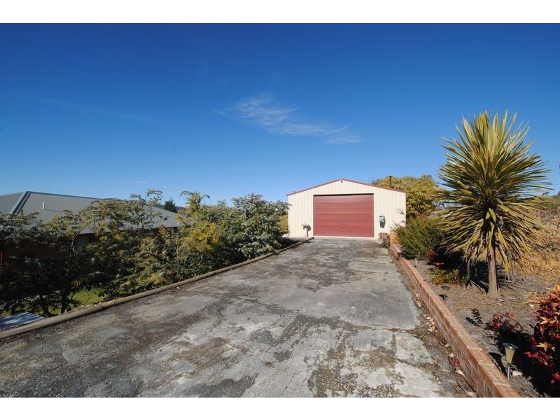 4 Forest Ridge Drive, Wallerawang NSW 2845
