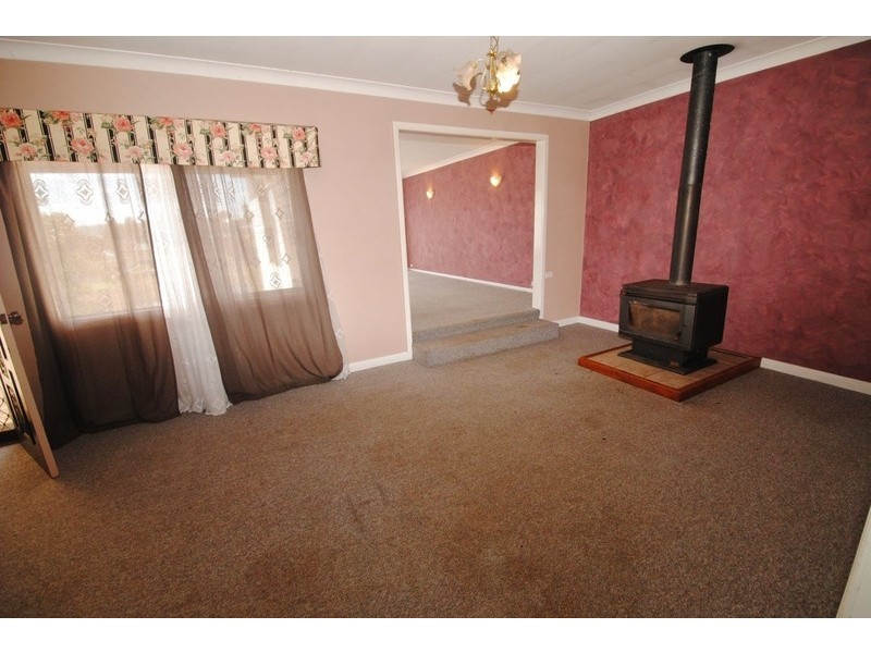 35 Cary Avenue, Wallerawang NSW 2845