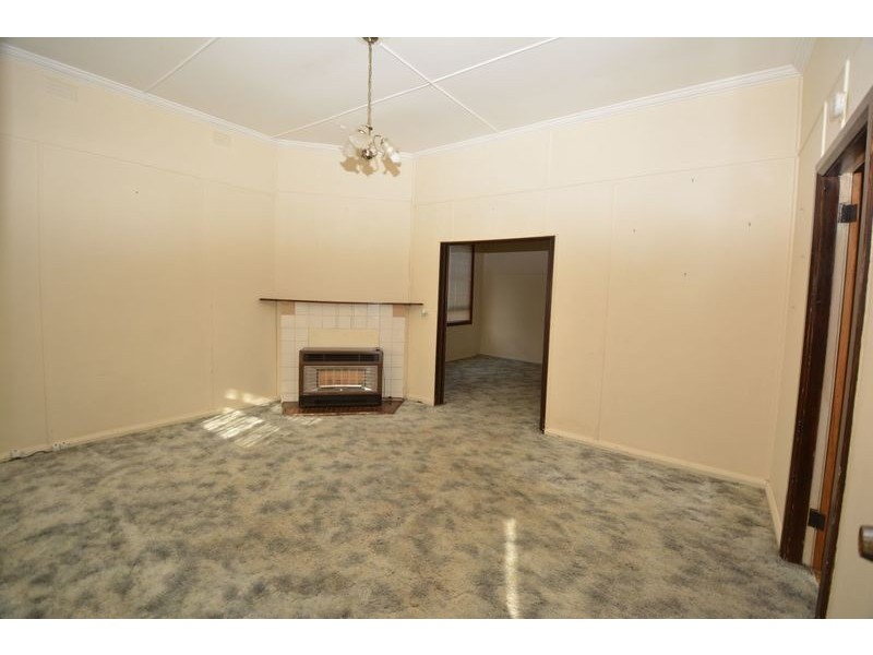 33 Chifley Road, Lithgow NSW 2790
