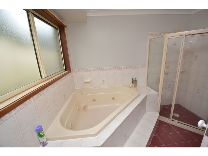 4 Blackett Drive, Wallerawang NSW 2845