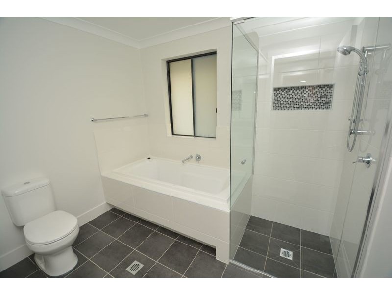 62 Rifle Parade, Lithgow NSW 2790