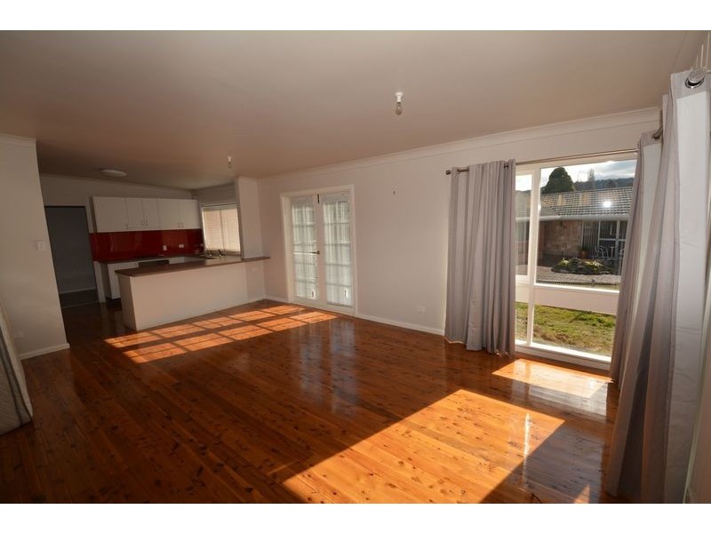 8 Wattle Grove, Lithgow NSW 2790