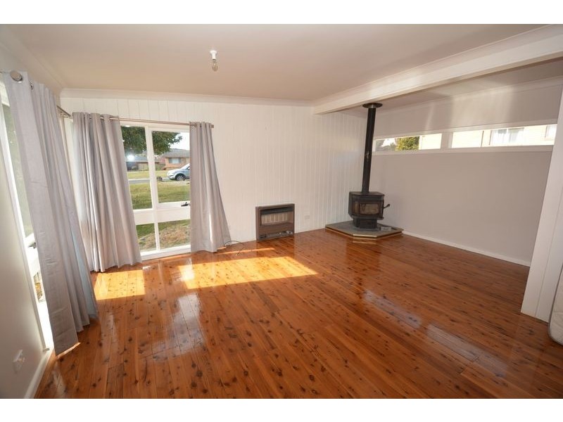 8 Wattle Grove, Lithgow NSW 2790