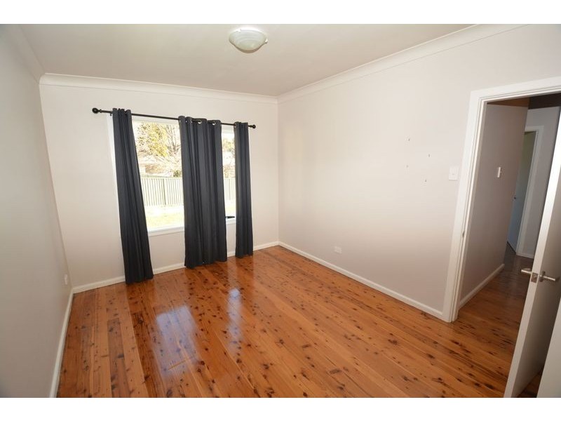 8 Wattle Grove, Lithgow NSW 2790