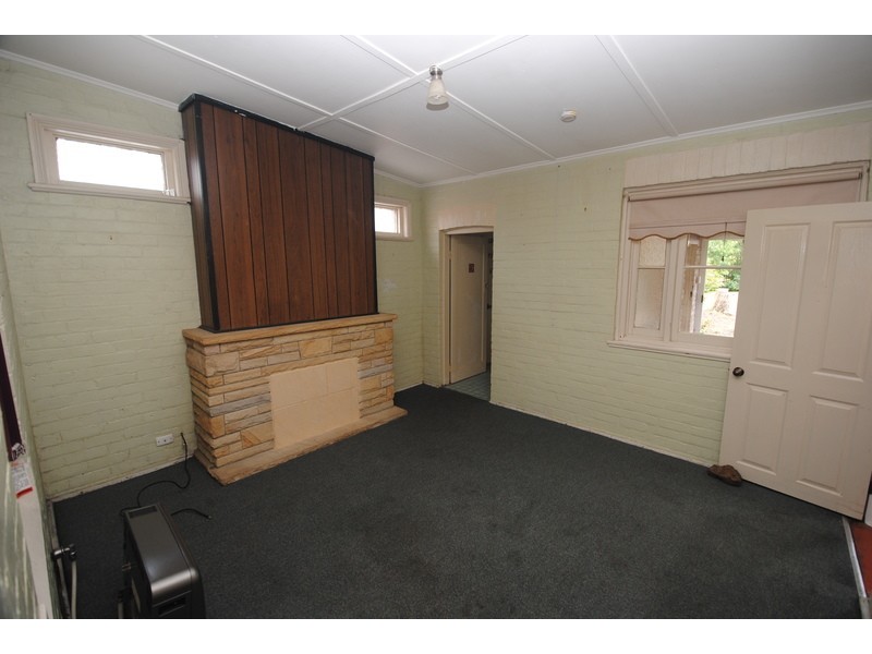 12 Selwyn Street, Lithgow NSW 2790