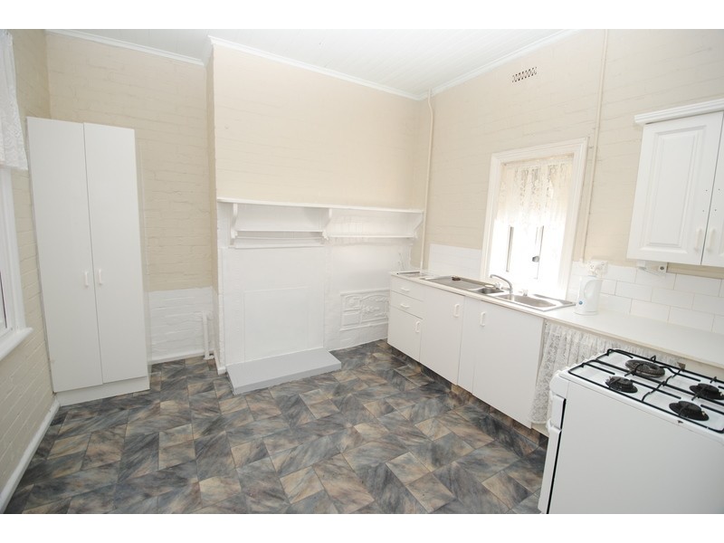18 King Street, Lithgow NSW 2790