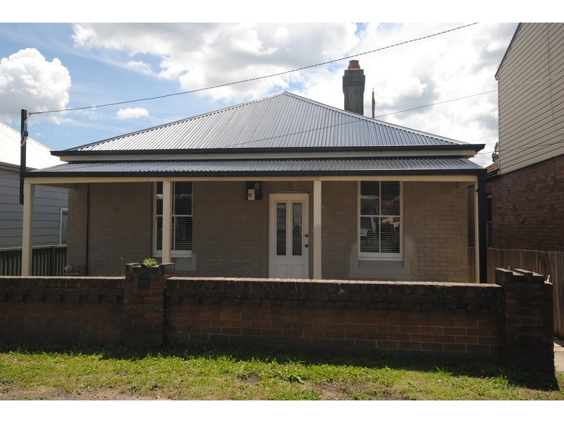 12 Chifley Road, Lithgow NSW 2790