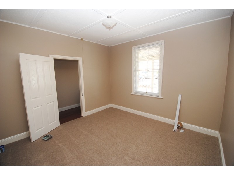 12 Chifley Road, Lithgow NSW 2790