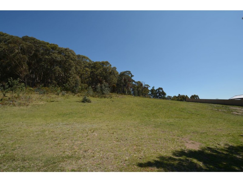 9 Bursaria Place, Lithgow NSW 2790