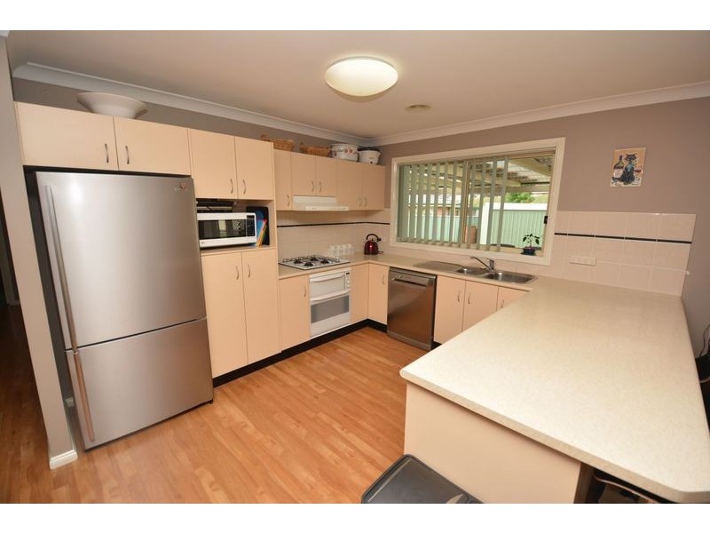 9 Mortlock Close, Lithgow NSW 2790