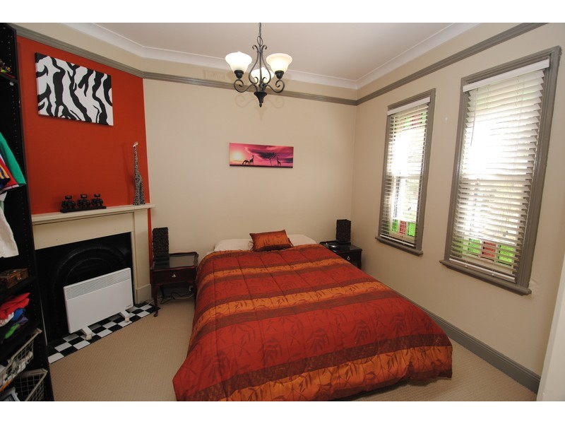 51 Read Avenue, Lithgow NSW 2790