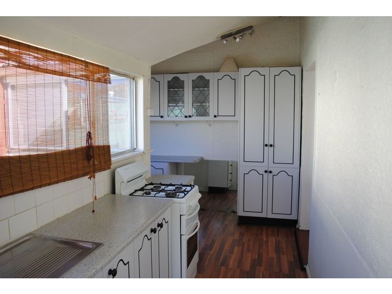 19 Sandford Avenue, Lithgow NSW 2790