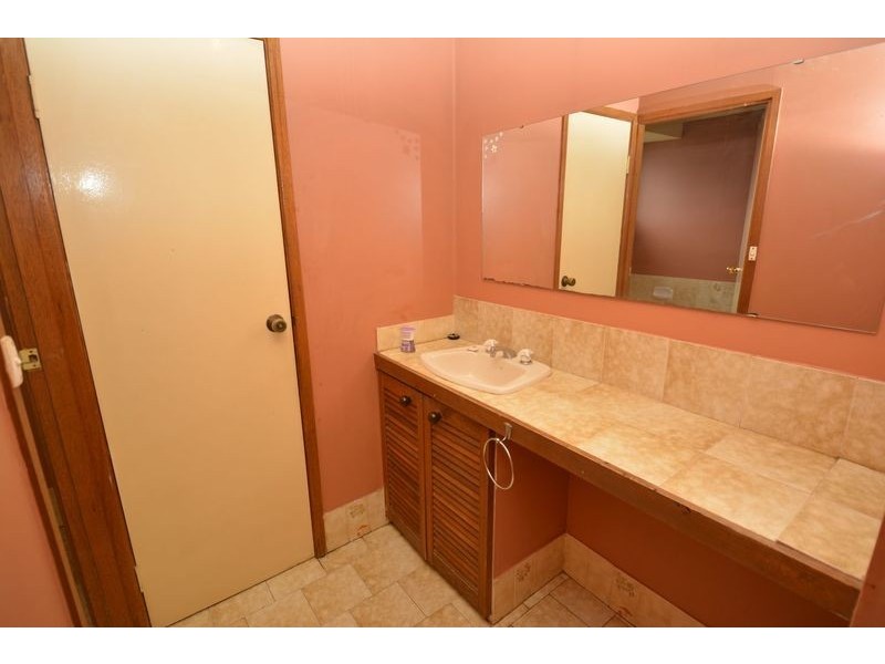 27 Chivers Close, Lithgow NSW 2790