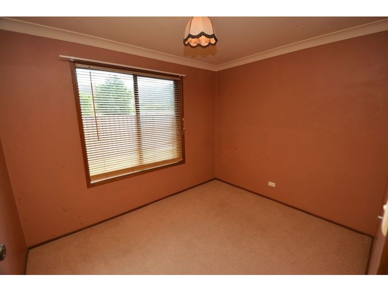 27 Chivers Close, Lithgow NSW 2790