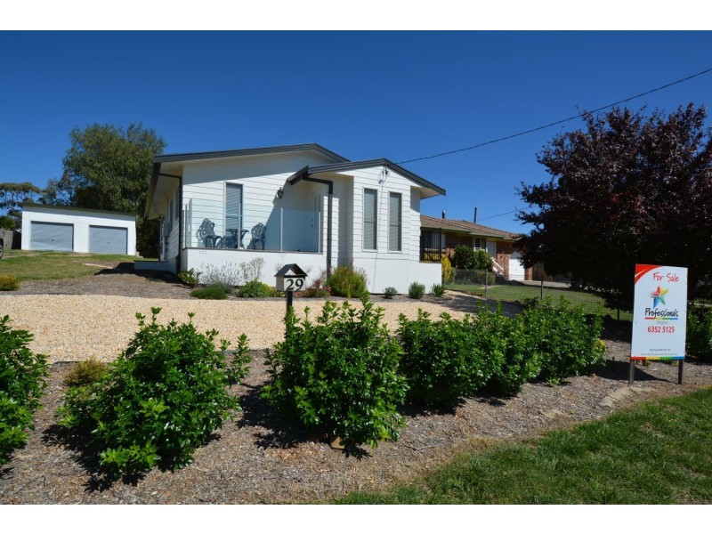 29 Cary Avenue, Wallerawang NSW 2845