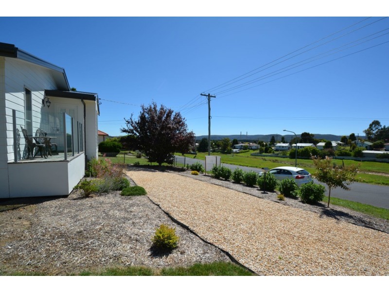 29 Cary Avenue, Wallerawang NSW 2845