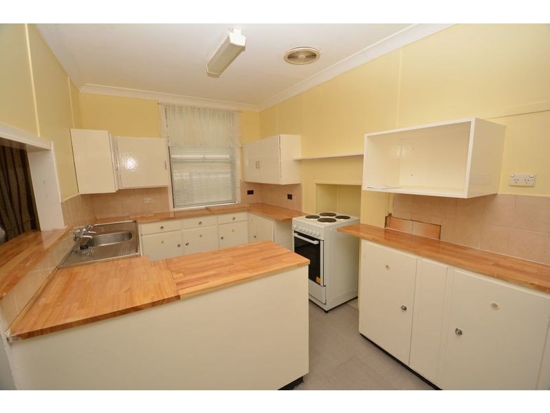 33 Chifley Road, Lithgow NSW 2790