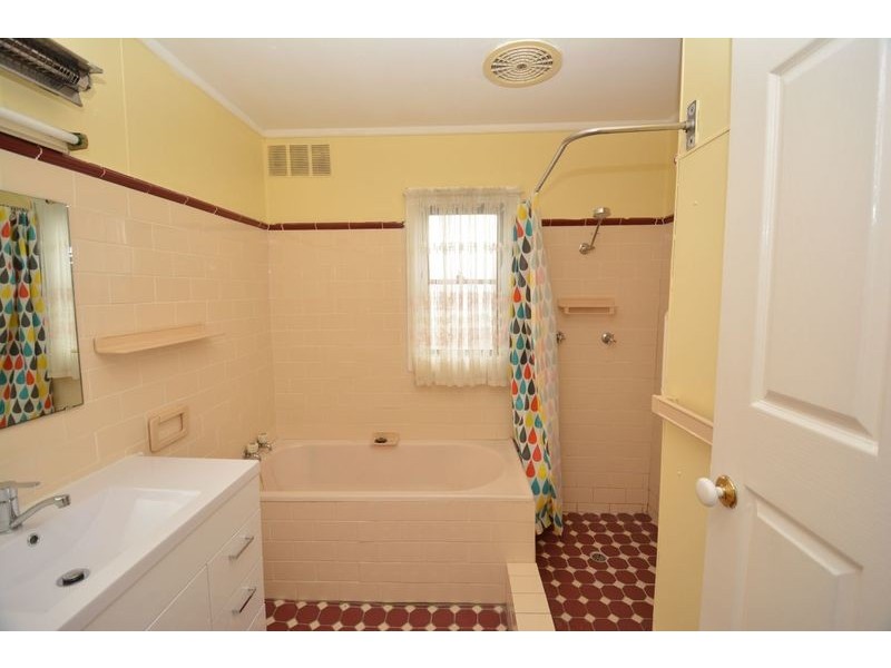 33 Chifley Road, Lithgow NSW 2790