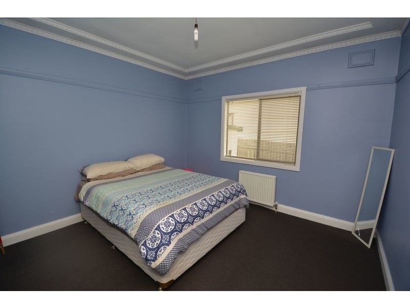 11 Enfield Avenue, Lithgow NSW 2790