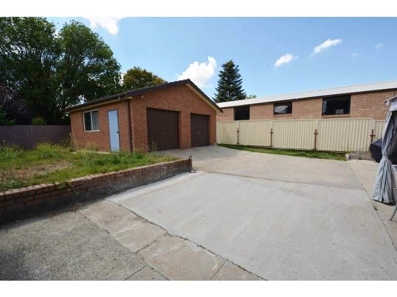 7 Enfield Avenue, Lithgow NSW 2790
