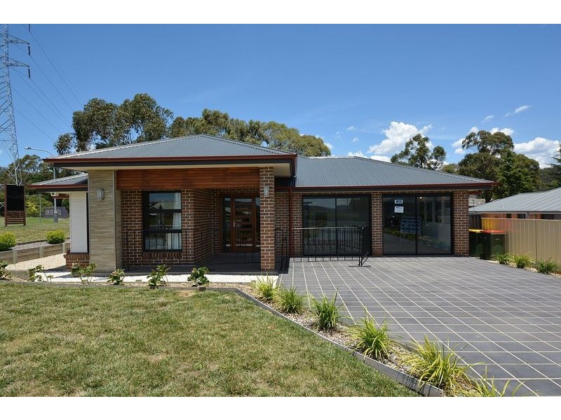 2 Kirkley Street, Lithgow NSW 2790