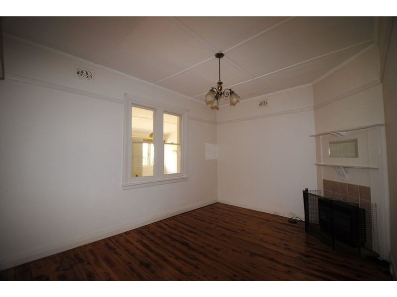 67 Inch Street, Lithgow NSW 2790