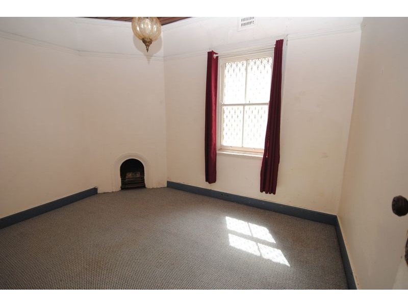 12 Selwyn Street, Lithgow NSW 2790