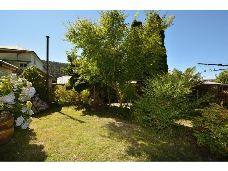 142 Macauley Street, Lithgow NSW 2790