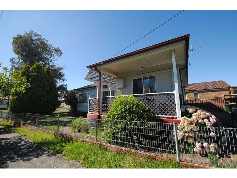 12 Enfield Avenue, Lithgow NSW 2790