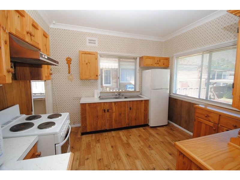 12 Enfield Avenue, Lithgow NSW 2790