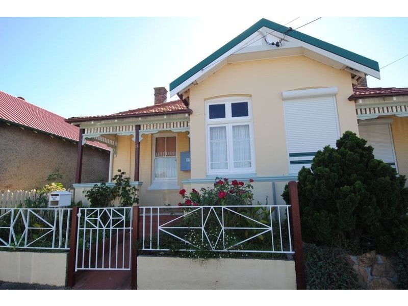 27 Hayley Street, Lithgow NSW 2790