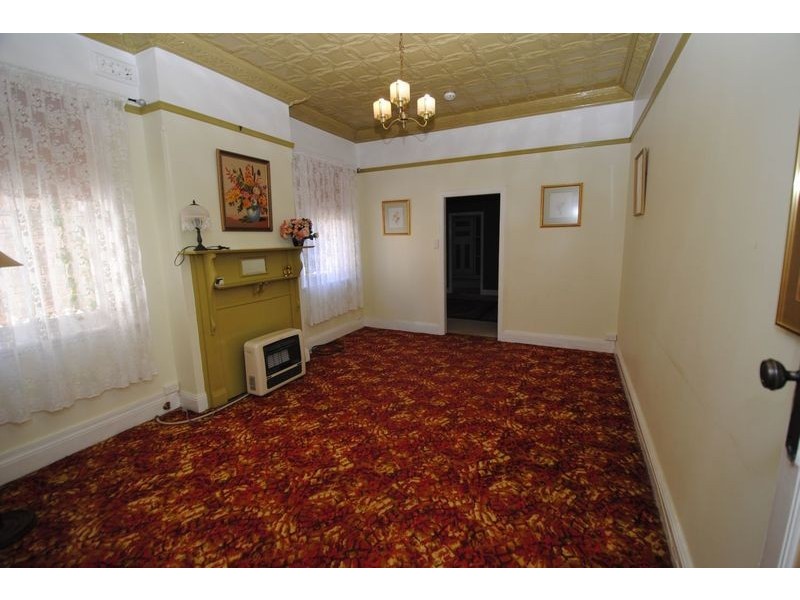 27 Hayley Street, Lithgow NSW 2790