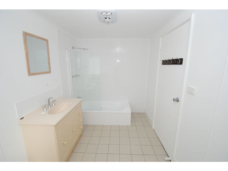 75  Inch Street, Lithgow NSW 2790