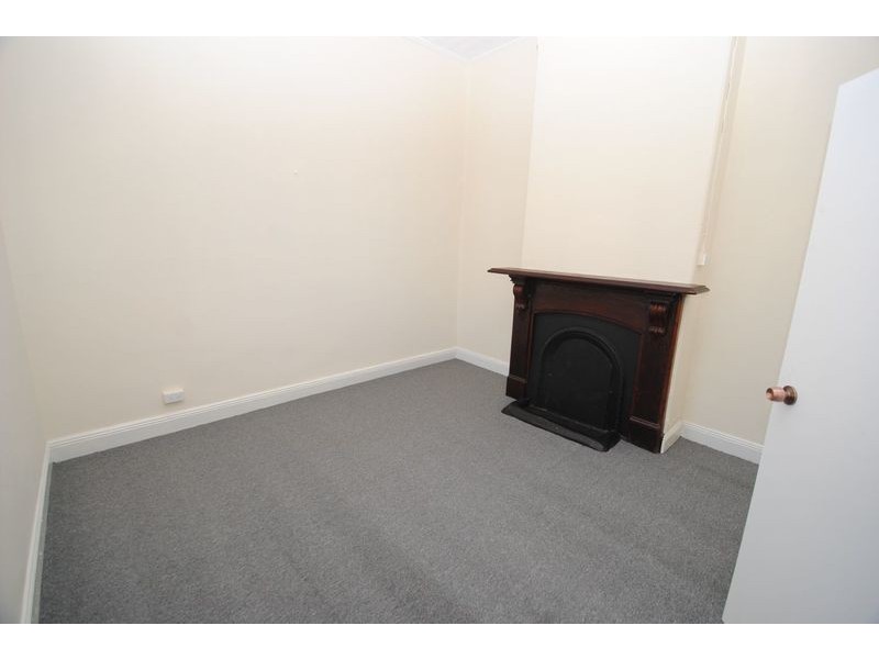 75  Inch Street, Lithgow NSW 2790