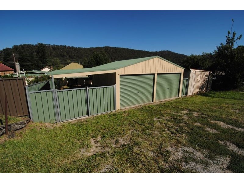 75  Inch Street, Lithgow NSW 2790