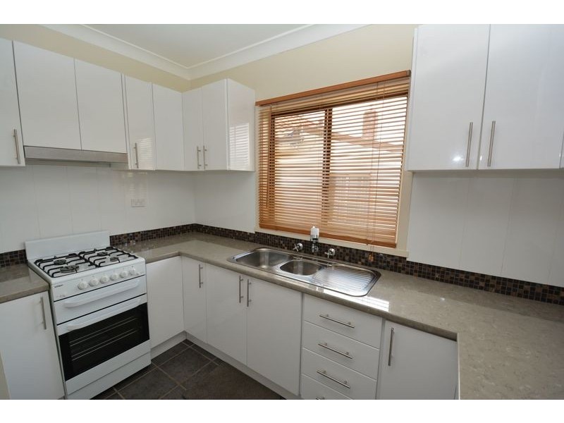 75 Rifle Parade, Lithgow NSW 2790