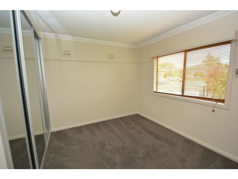 75 Rifle Parade, Lithgow NSW 2790