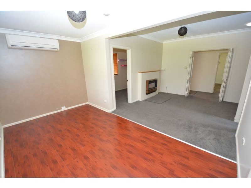 75 Rifle Parade, Lithgow NSW 2790