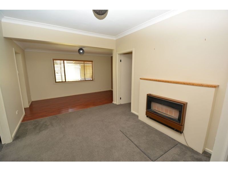 75 Rifle Parade, Lithgow NSW 2790