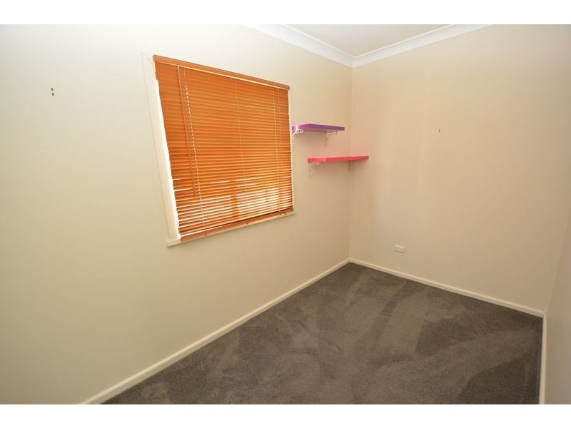 75 Rifle Parade, Lithgow NSW 2790