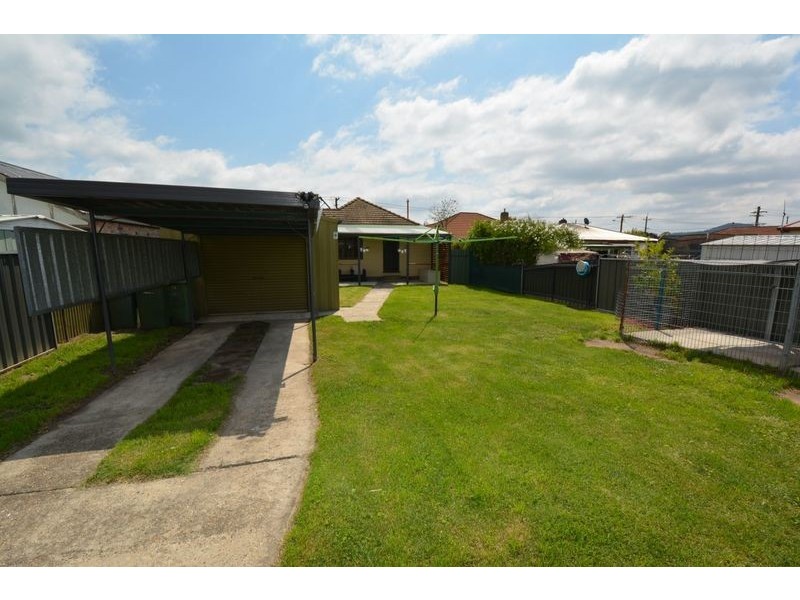 75 Rifle Parade, Lithgow NSW 2790