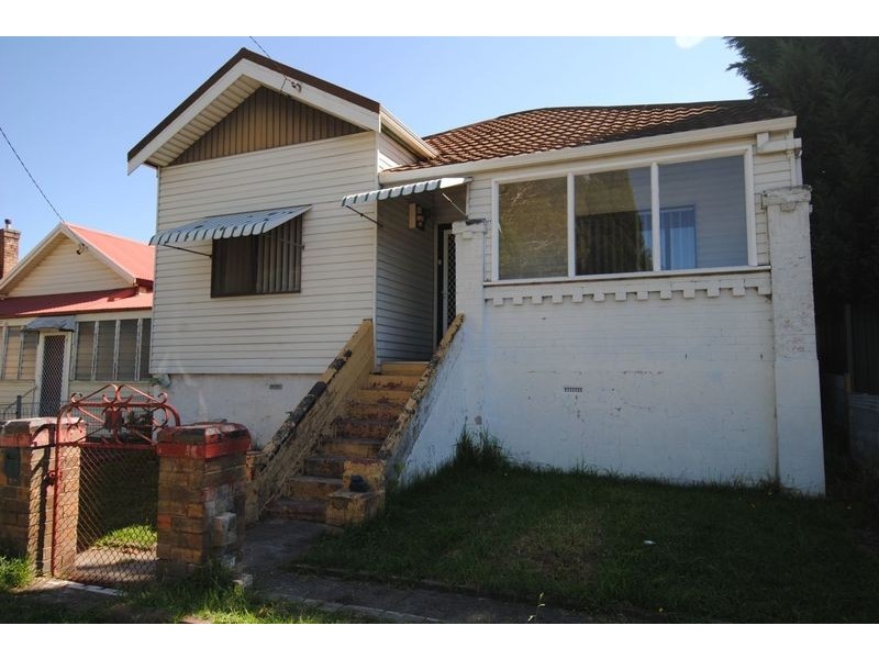 44 Clwydd Street, Lithgow NSW 2790